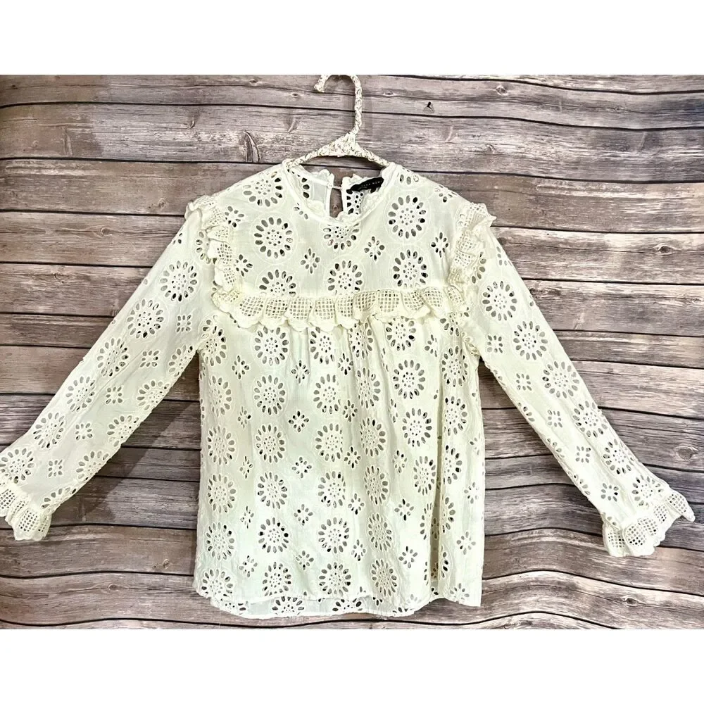 Zara White Eyelet Lace Embroidery Blouse Ruffled Romantic Small Fairycore Indie